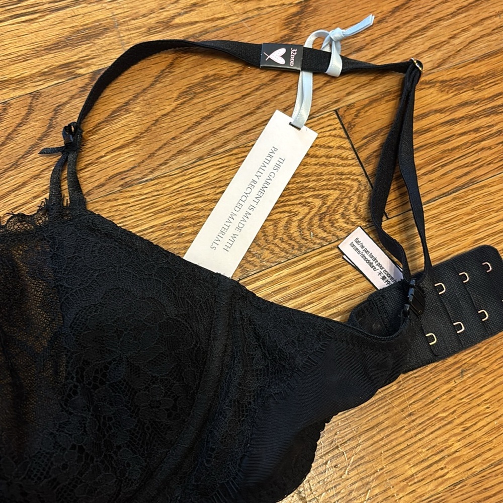 Victoria Secret Unlined Demi 32DDD Bra BRAND NEW - Picture 4 of 8